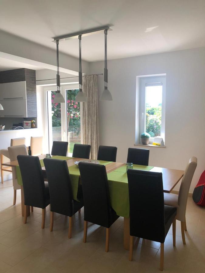 Casa Stefanie Villa Kastelir Ngoại thất bức ảnh